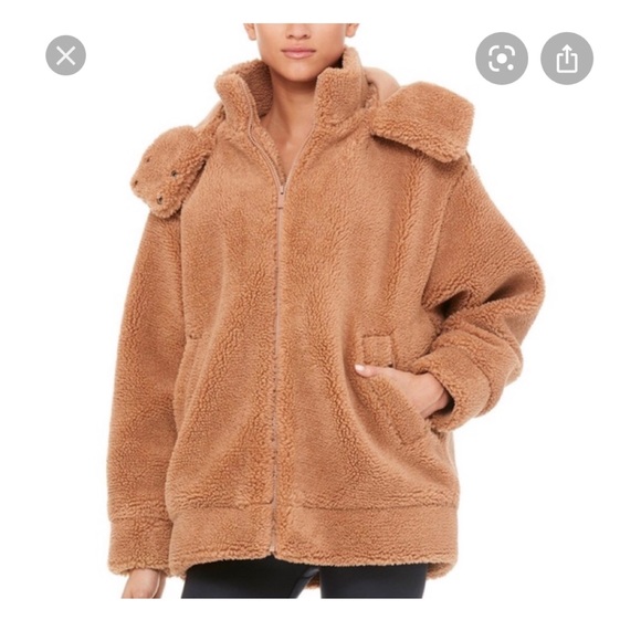 ALO Yoga Jackets & Blazers - NWOT  Alo Norte Sherpa Coat